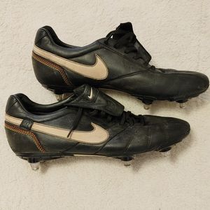 Nike Ronaldinho 10R Soft Ground Soccer Football Cl